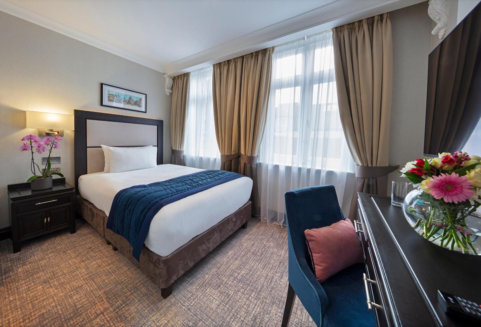 Wellington Hotel By Blue Orchid Londra Exterior foto